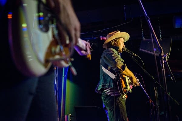 14_FrankieLee_DSC8442