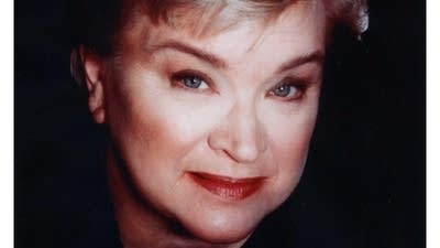 Organist Joan Lippincott 