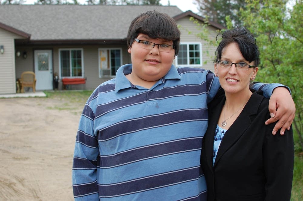 Taylor Thompson, Kjell Thompson