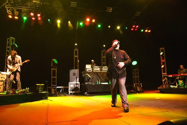 055_MNmusiconaStick_DSC1324