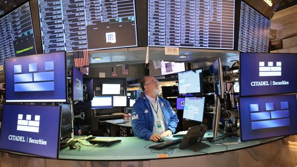 If the Fed hikes rates, here's how the stock market might respond