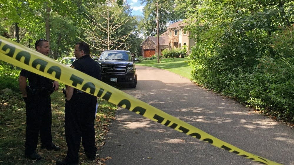 Family of 5 dead in Lake home; murdersuicide suspected