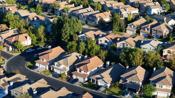 Opting for riskier mortgages