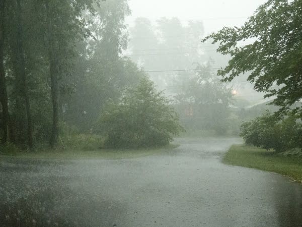 Heavy rains, wind in Shoreview.