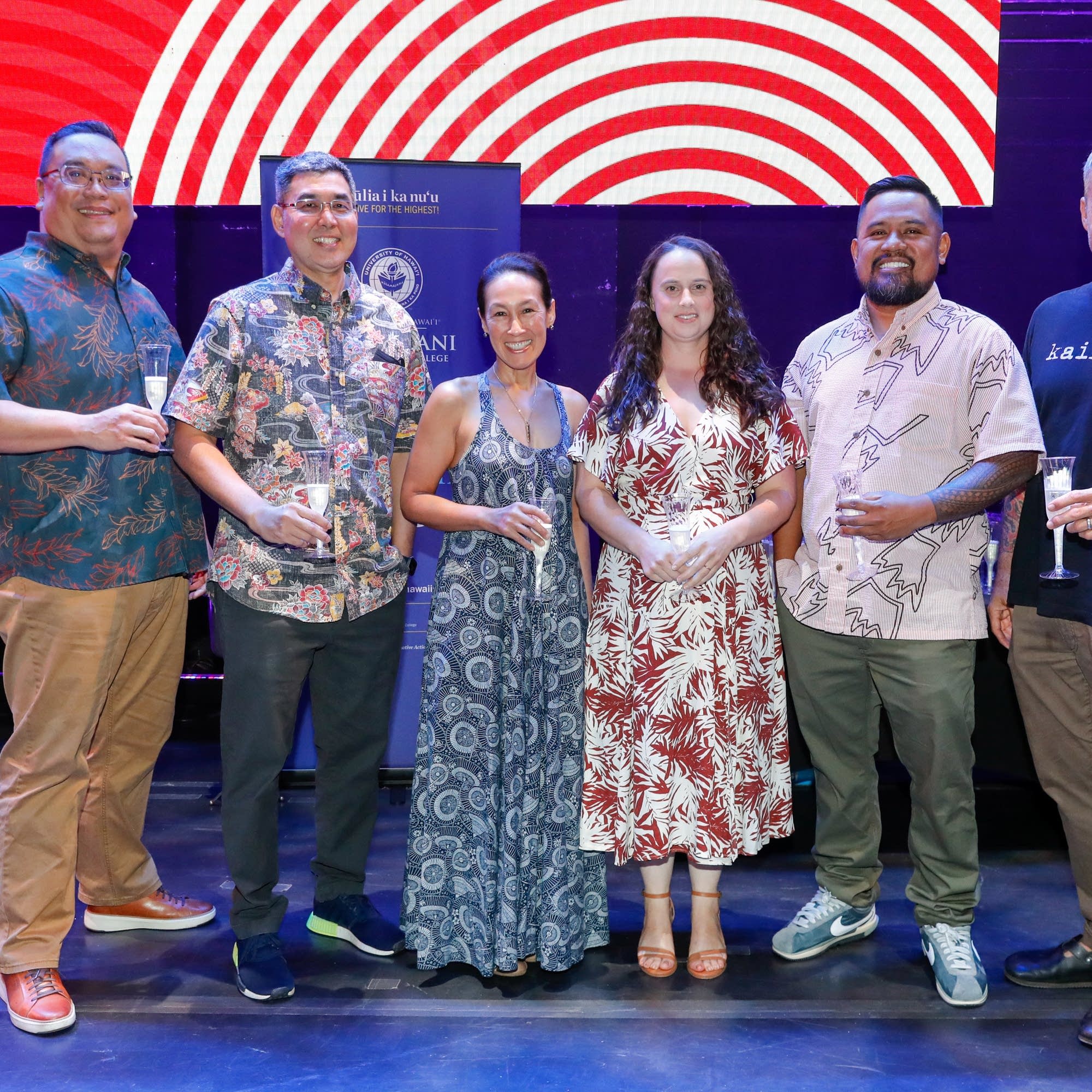 774: On the Road – Hawaii with Chefs Sheldon Simeon, Ed Kenney, Robynne Maii and More!