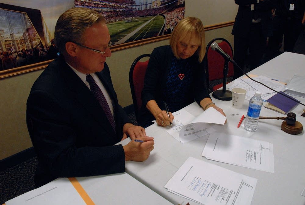 Stadium agreement signed