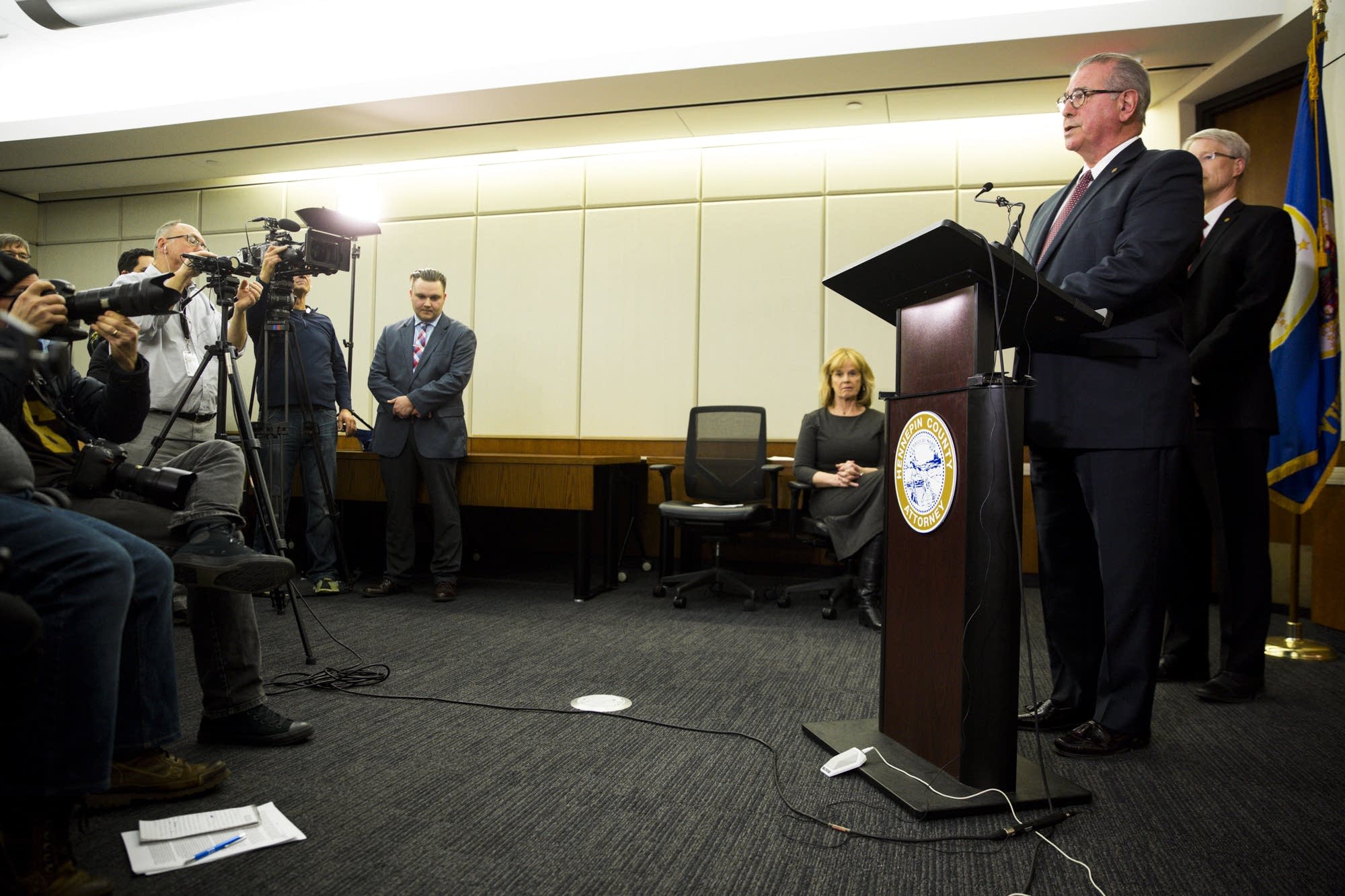 Mike Freeman announces his decision to charge Mohamed Noor