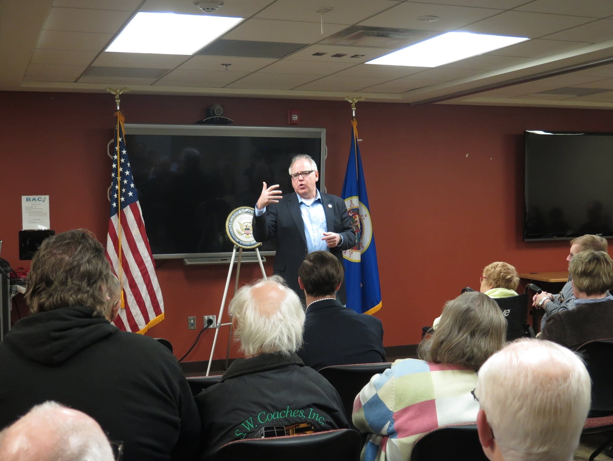 Friendly crowd at Walz town hall; lots of questions about Trump MPR News