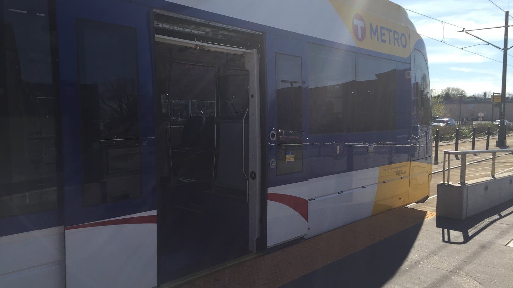 Pedestrian struck, killed by Green Line train in St. Paul | MPR News