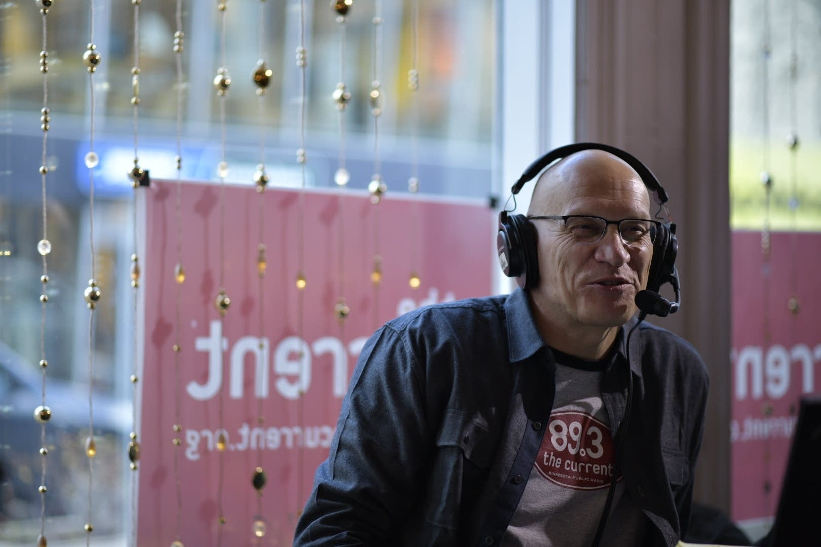 Mark Wheat broadcasts live from Iceland