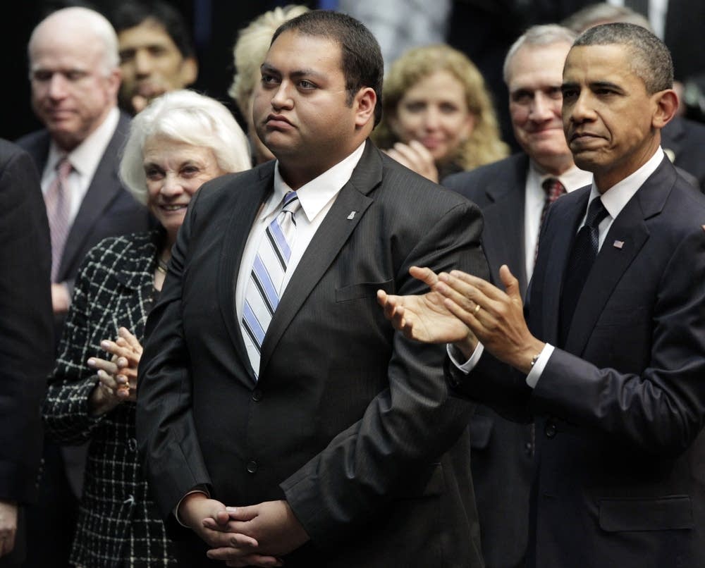 Barack Obama, Daniel Hernandez