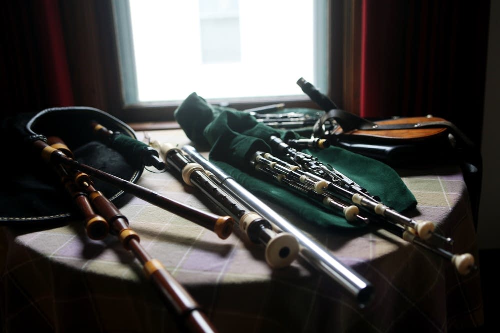 Pipes and whistles