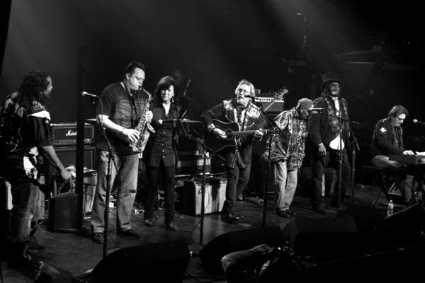 FSC_2110_PaulMetsaAllStarBand