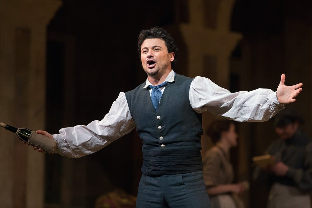 Met Opera L'Elisir d'Amore Classical MPR