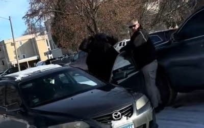 Community sounds alarm after apparent ICE arrest in Rochester