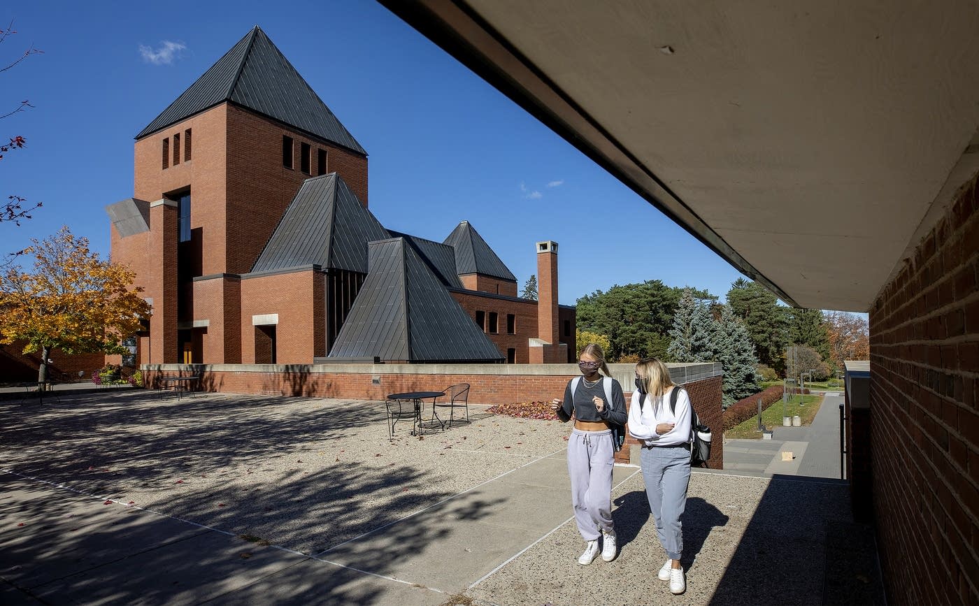 St. John's, St. Ben's shift gears to keep students on campus MPR News