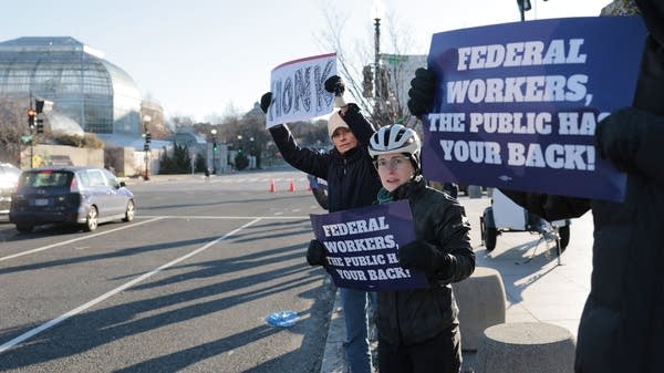 Laid-off federal workers confront an uncertain job market