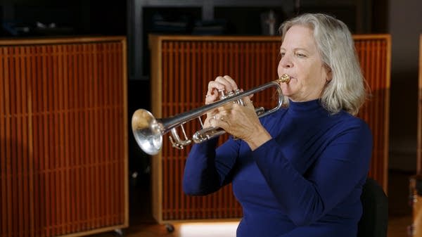 Class Notes thumbnail for a Beginning Band lesson. Includes trumpet player Marissa Benedict of the Minnesota Winds.