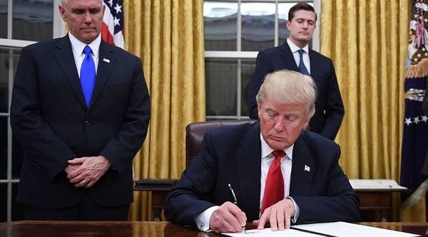 02/10/17: Trump’s effect on the markets, unions and SNL ratings