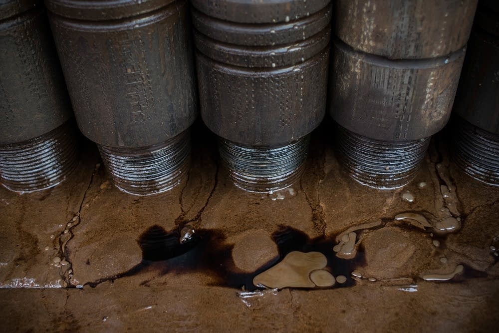 Oil pools by sections of pipe
