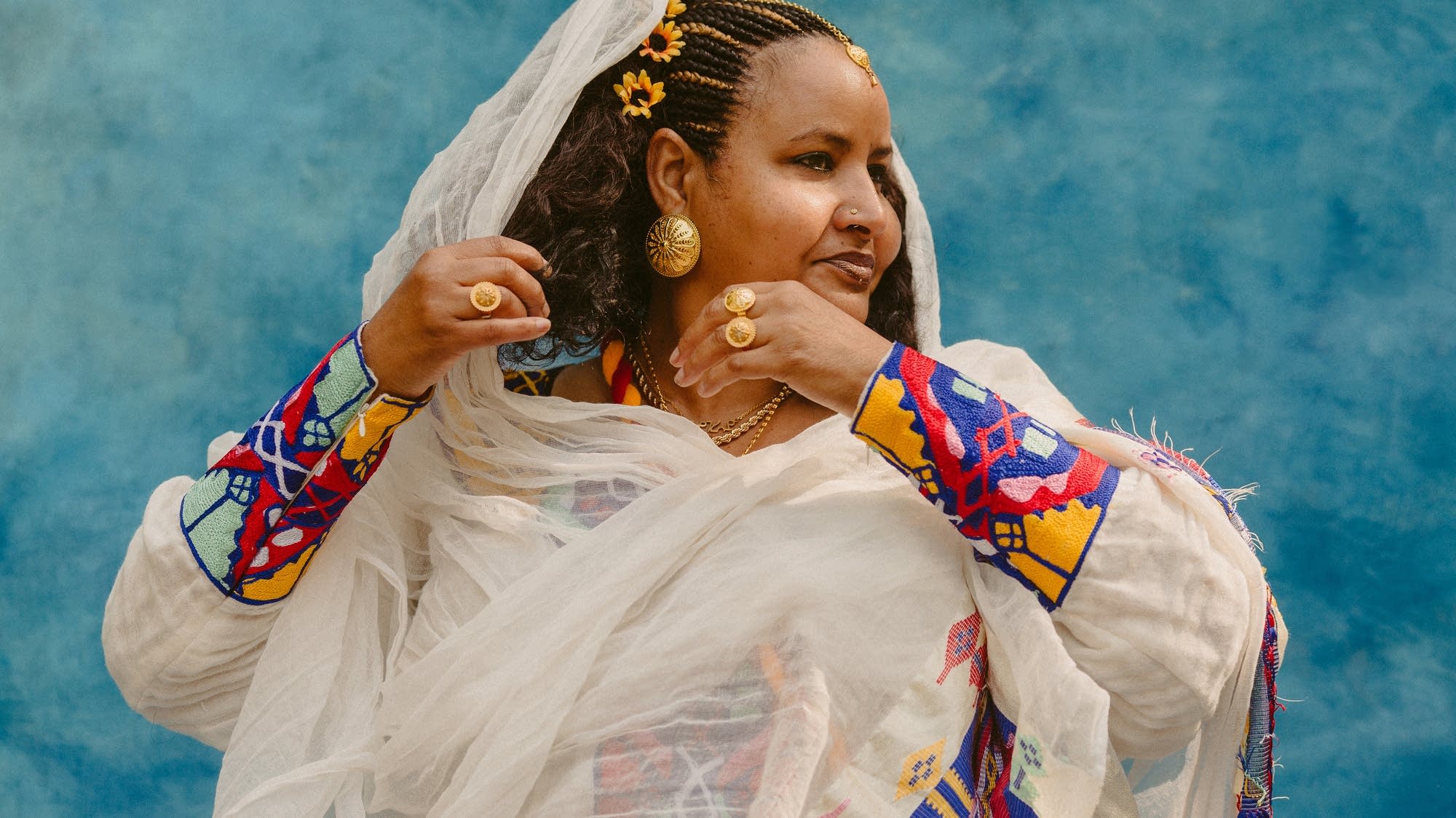 'Our Seams' photographer Diana Albrecht explores the tension between tradition and modernity - Vimarsana News