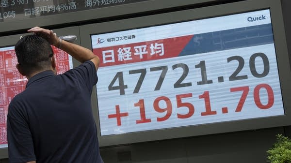 Japan preps to elect new leader as its economic woes deepen