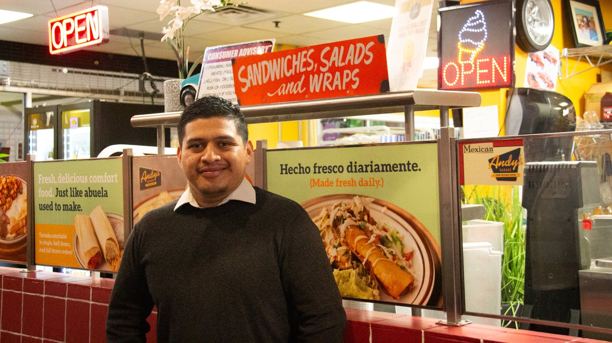 https://img.apmcdn.org/9a7377ee3e94e4e41427df98a1bf015ea9abfa39/widescreen/b93998-20251006-latino-business-week-wilin-castro-2000.jpg