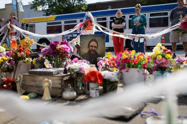 On the street where Alex Pretti was killed, the neighborhood remains united around his memory