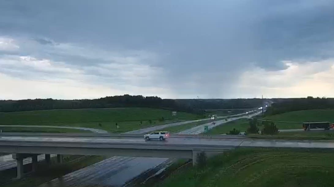 Minnesota storms leave thousands without power, with more heat on the way