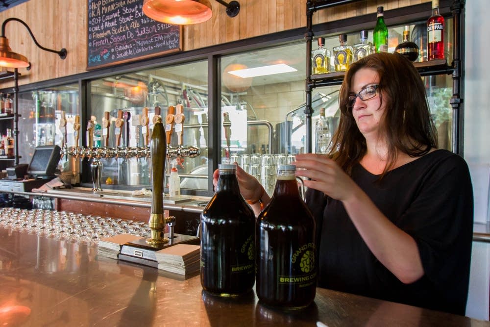Grand Rounds growlers