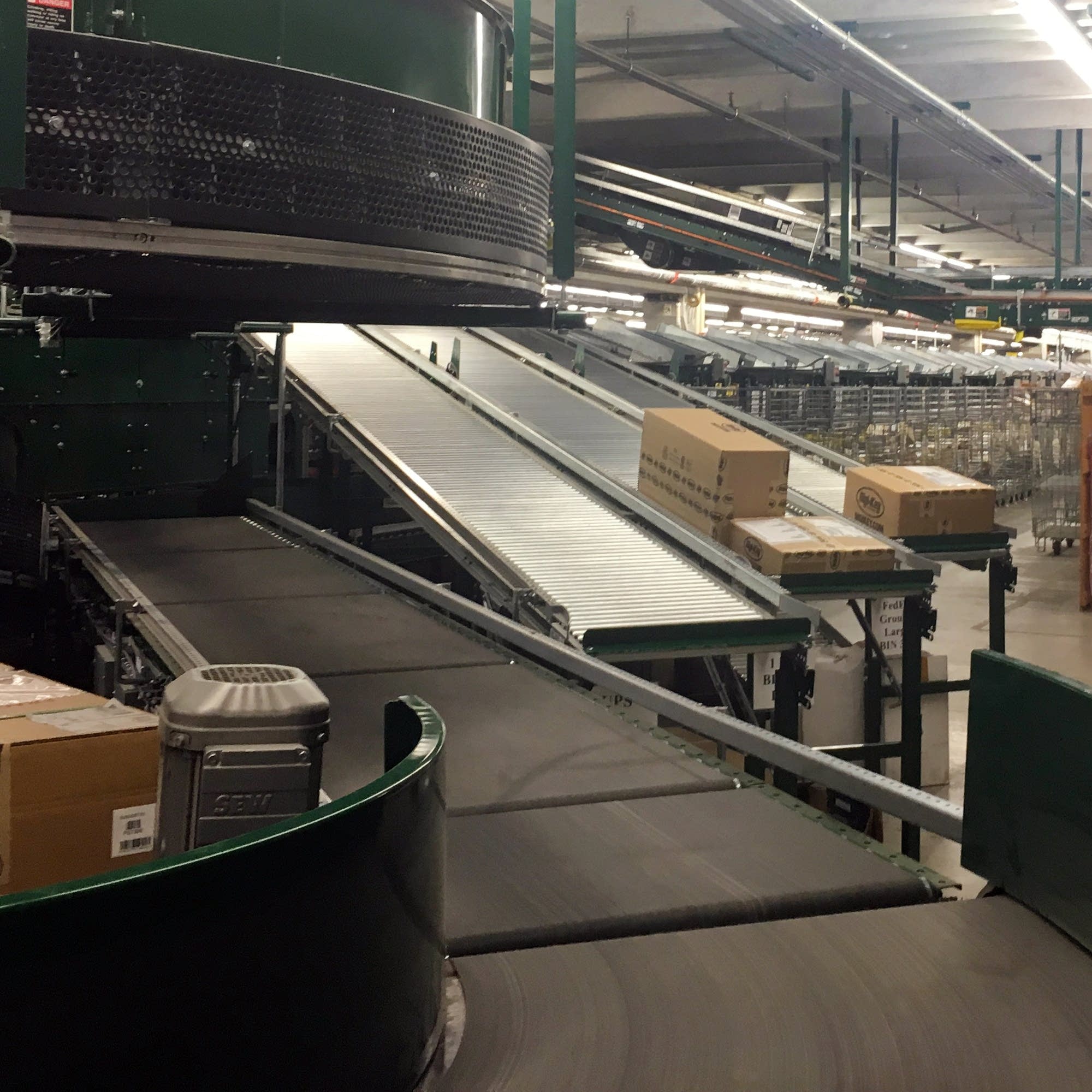 Digi-Key unveils big expansion in a small town | MPR News