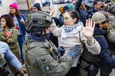 Federal law enforcement operation draws protests in St. Paul