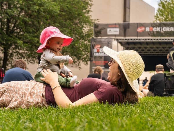 What research says about parenting, attachment and raising resilient kids