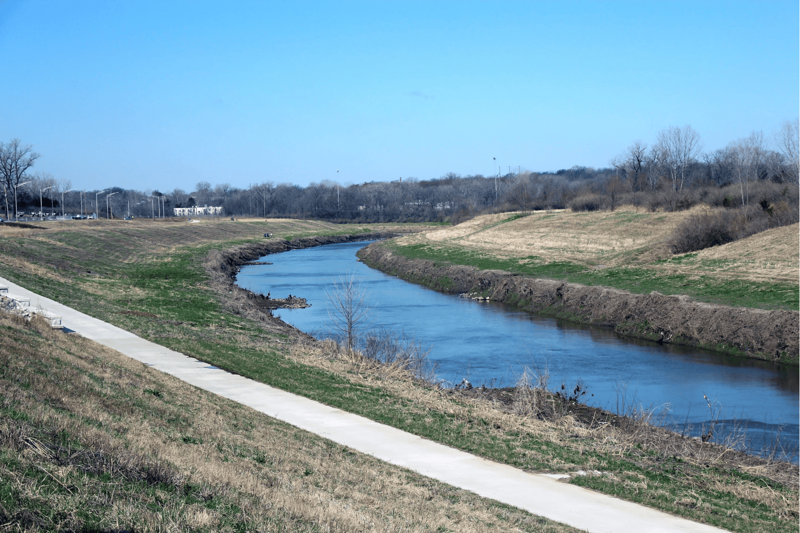 A photo of the blue river