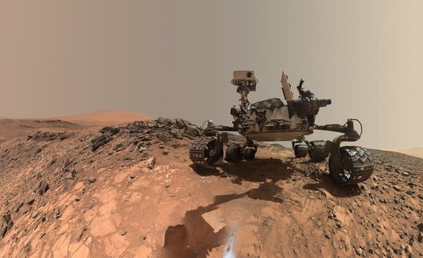 New Mars discoveries advance case for possible life