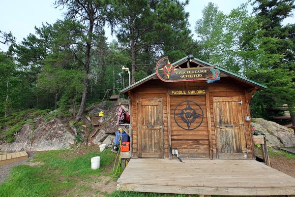 Voyageur Canoe Outfitters paddle building