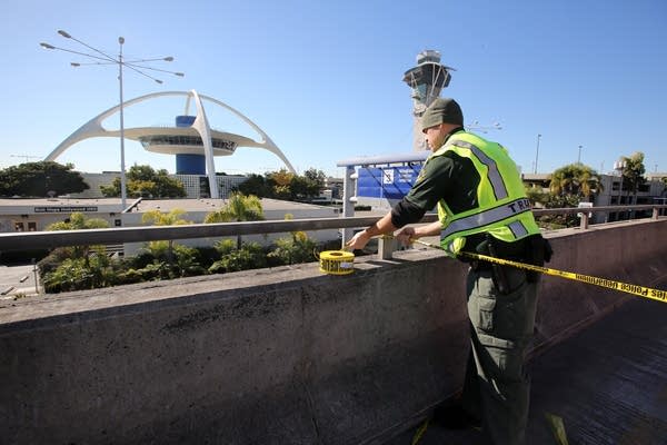 LAX