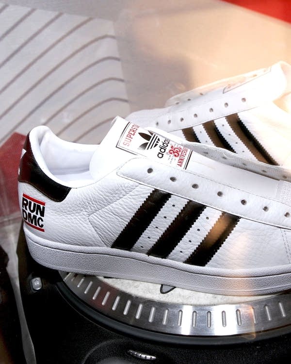 adidas gazelle silver green womens FX7616] SUPERSTAR 50 RUN DM MEN'S SHOES  Lace Up NYC