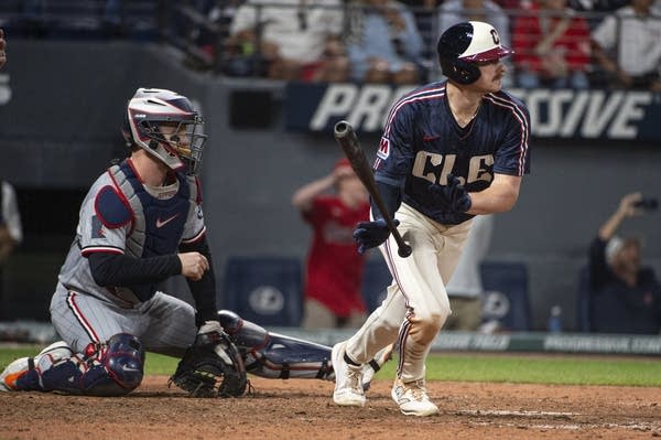 Kyle Manzardo's RBI single in 10th inning gives Guardians 3-2 win over Twins 