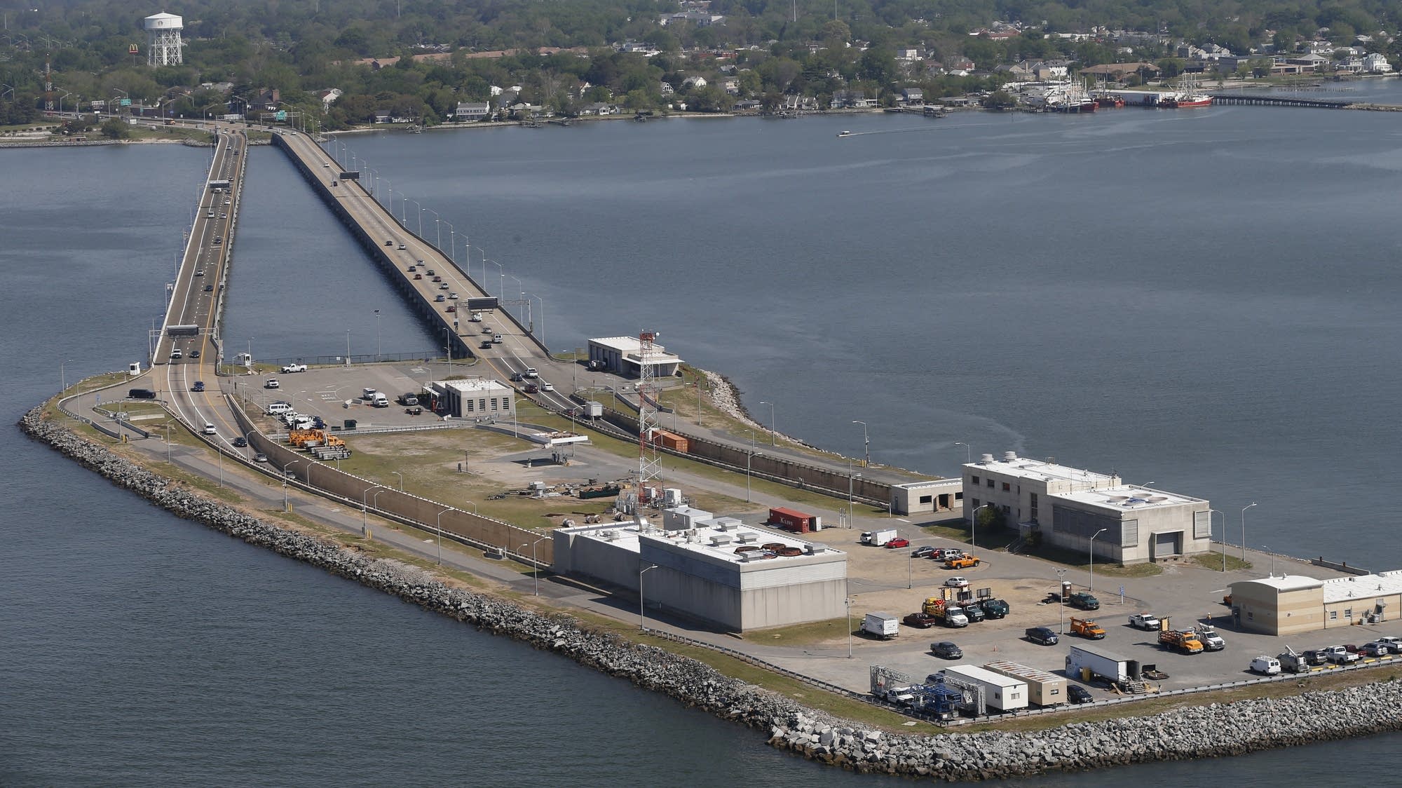 Trump's desire for private infrastructure money will narrow his choices