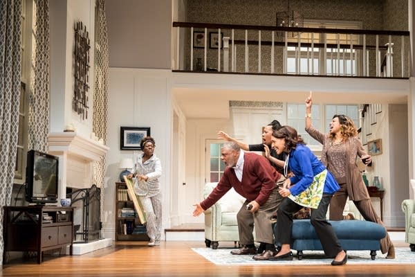 The cast of the Guthrie Theater’s production of Familar by Danai Gurira.