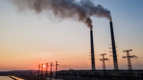 Trump orders some U.S. coal plants to keep operating. Will Minnesotans foot part of the bill?