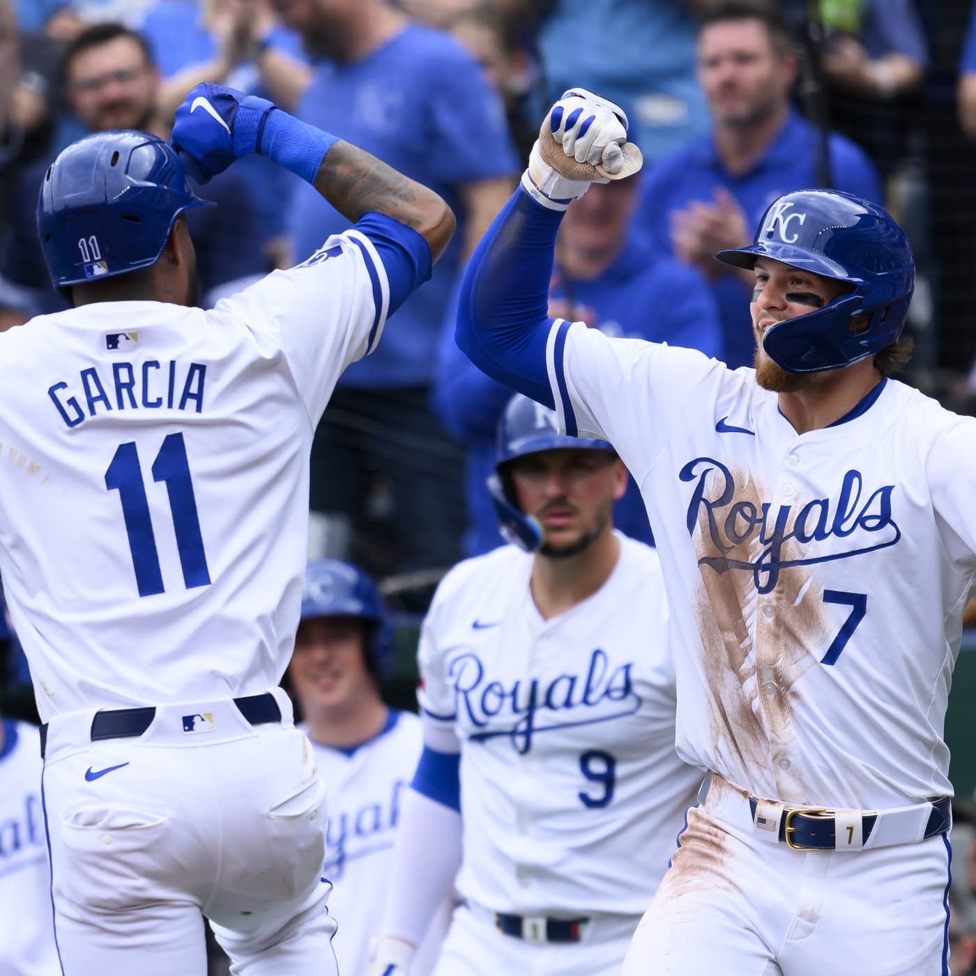 Royals hit 5 homers, stomp Twins 11-0 | MPR News