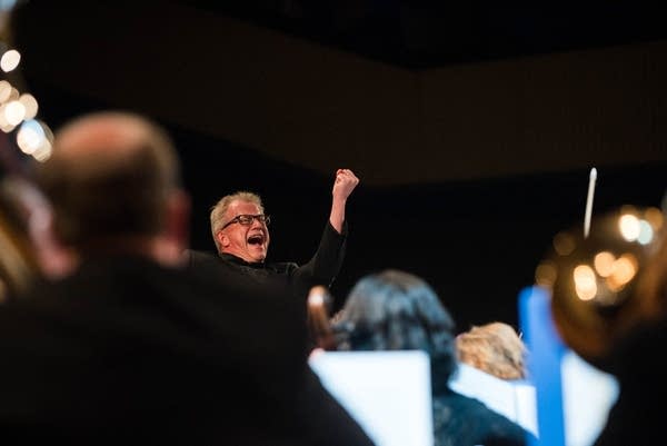 Osmo Vänskä conducted the Minnesota Orch