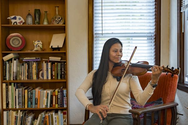 Danielle Romano plays the violin