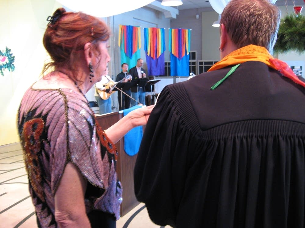 Barbara Satin at Sunday service