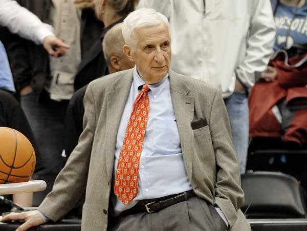 Longtime Star Tribune sports columnist and radio personality Sid Hartman