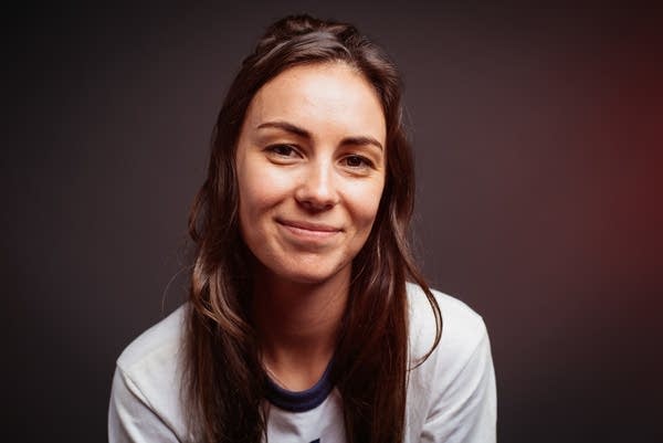 Amy Shark portrait at The Current.