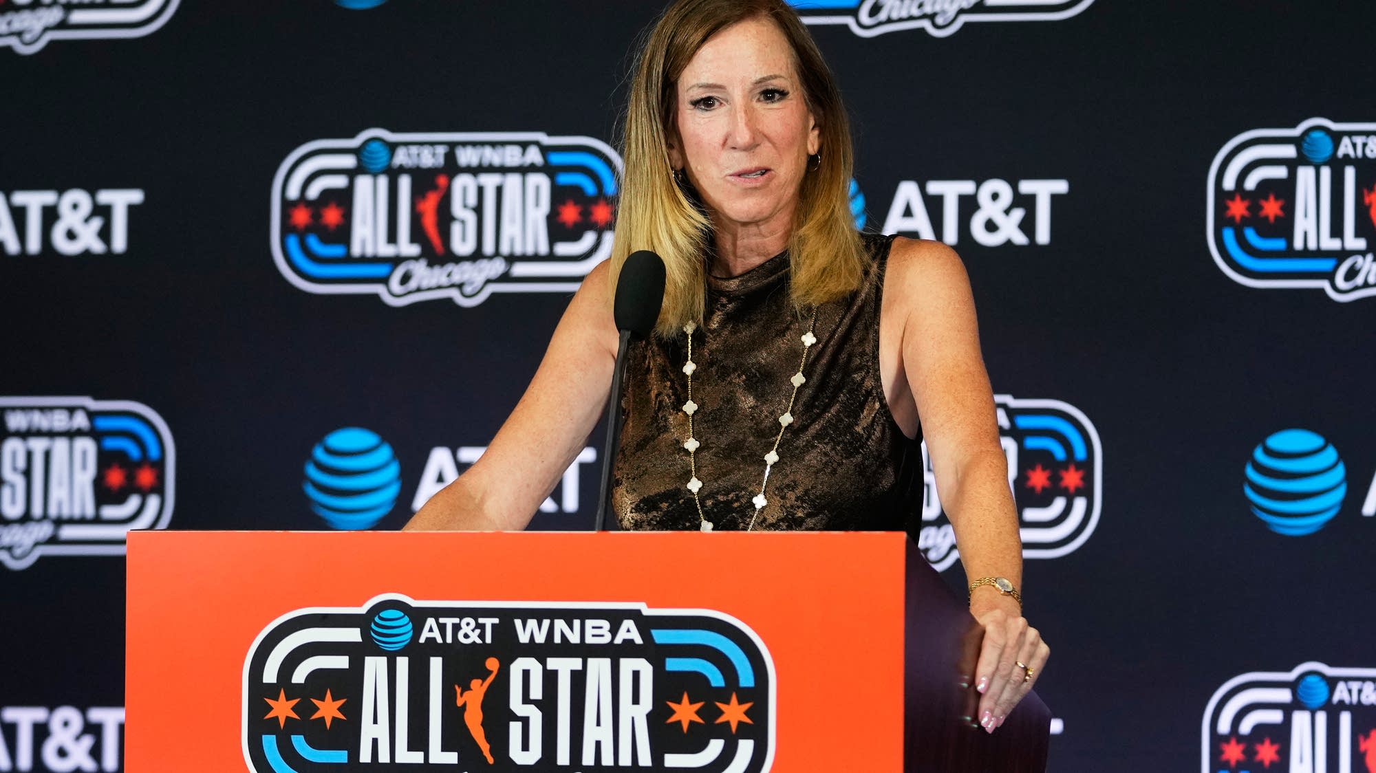 Minnesota Lynx coach Reeve champions trans rights as WNBA grapples with eligibility questions