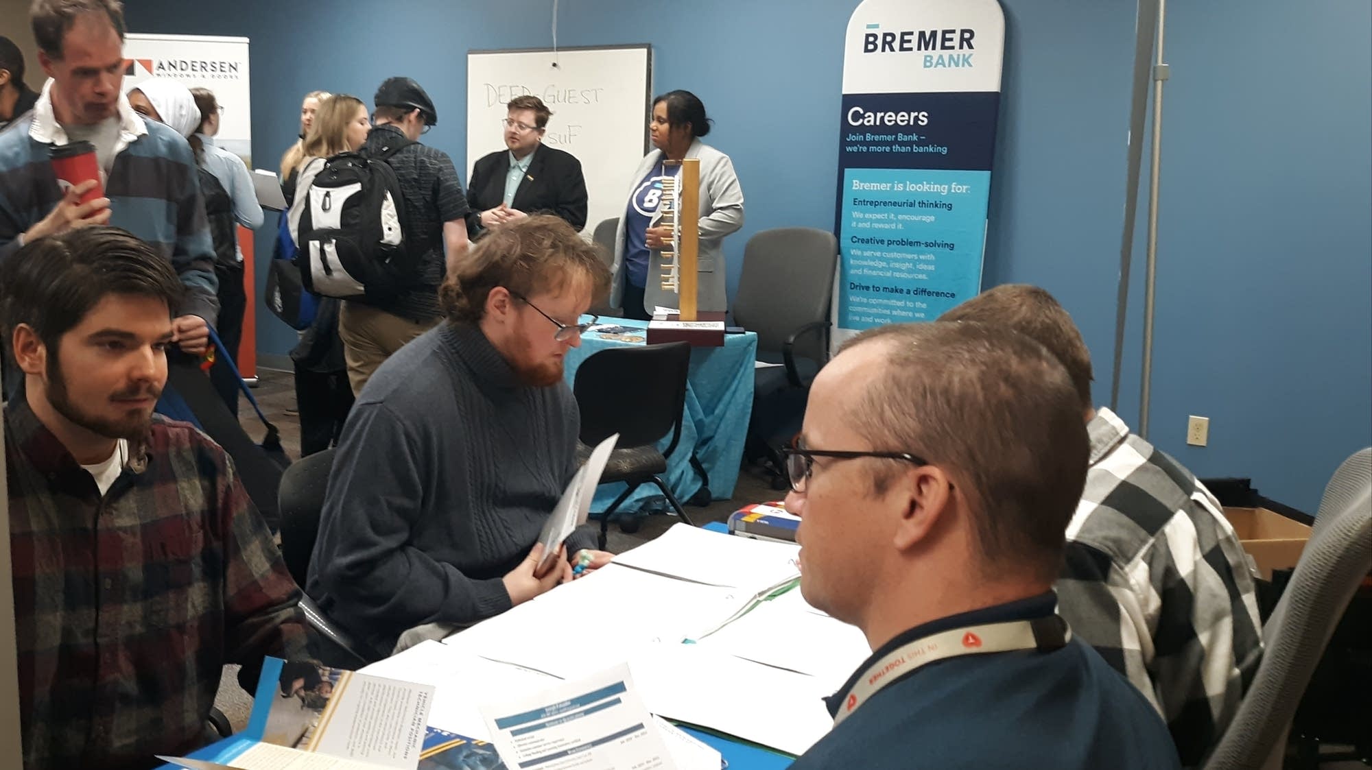 Workers with autism make connections at St. Paul job fair - Vimarsana News
